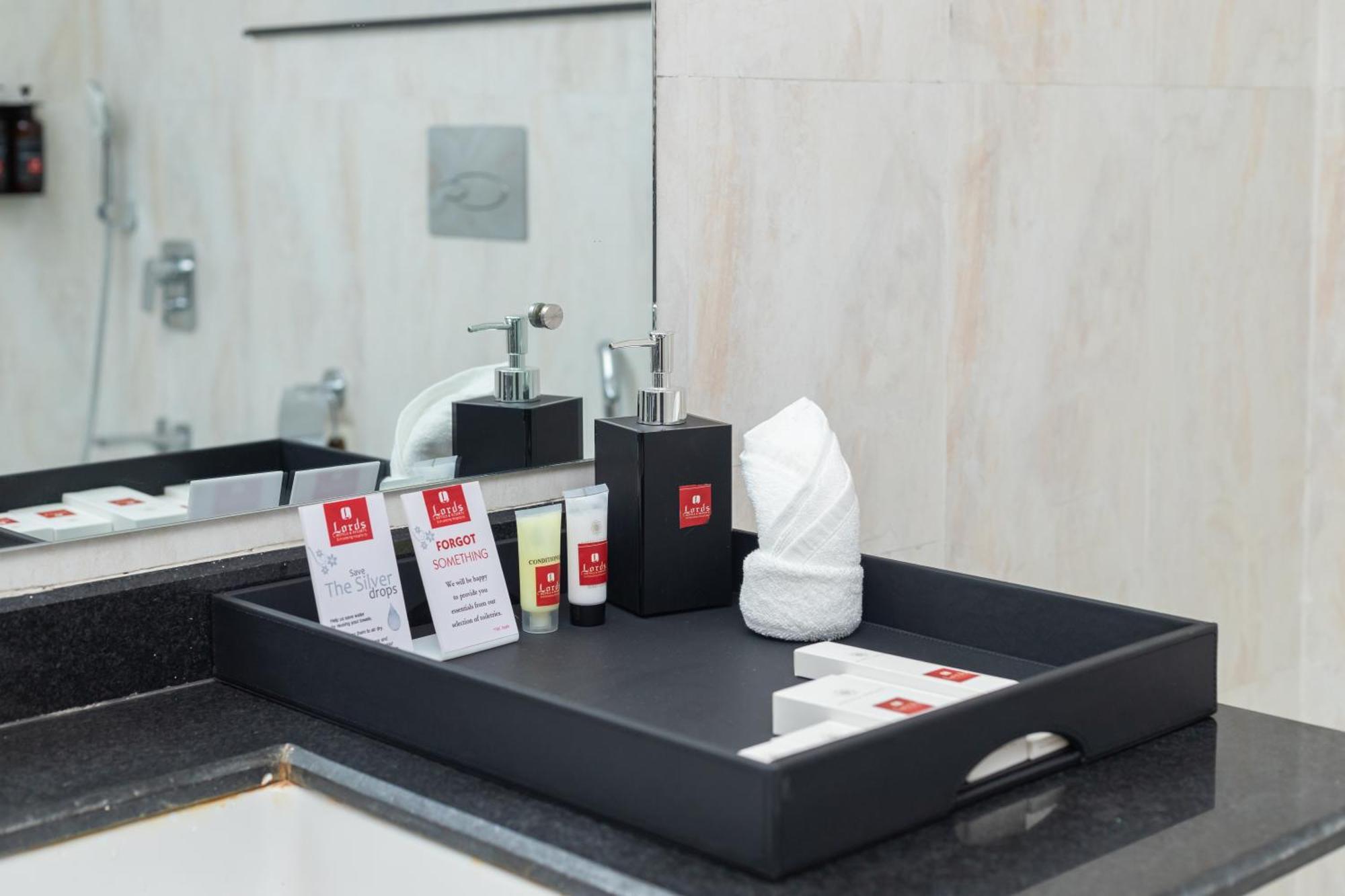 Mandala Norling Lords Prime Kathmandu Hotel Екстериор снимка